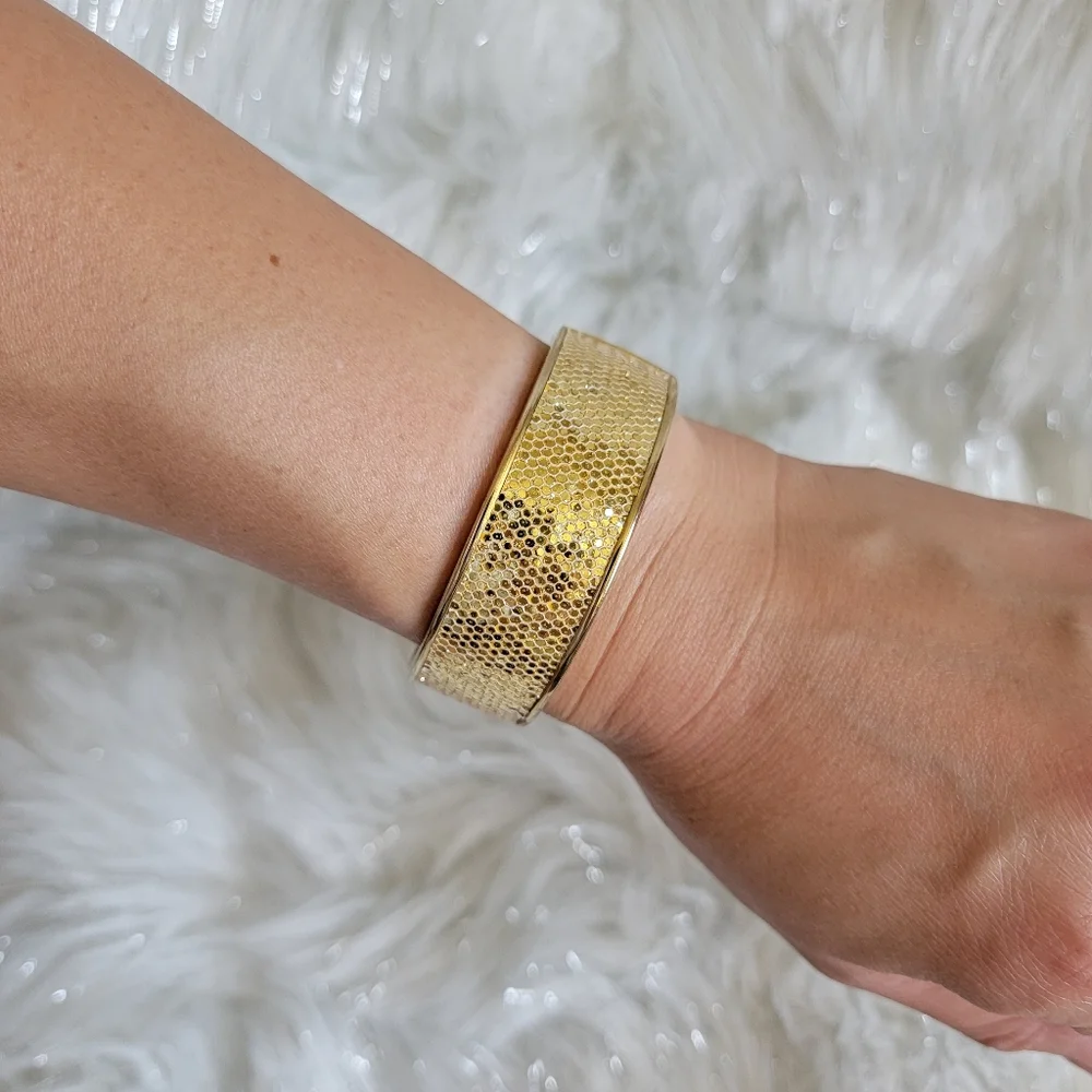 Chunky Gold Bangle - Picture 9 of 9